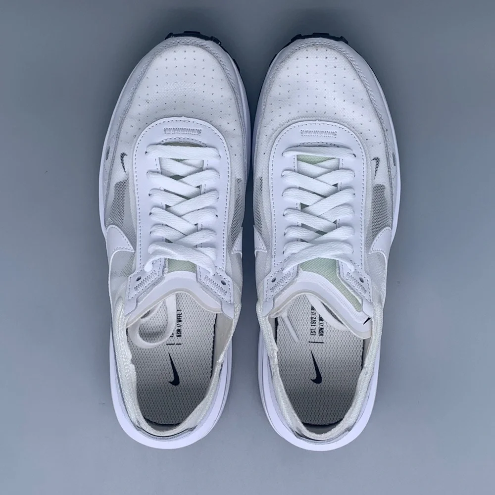 Nike Waffle One White Running Shoes DC2533‑103 Women’s Sz‎ 9